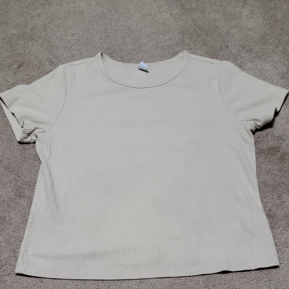 Old Navy Cream Short Sleeve Tee